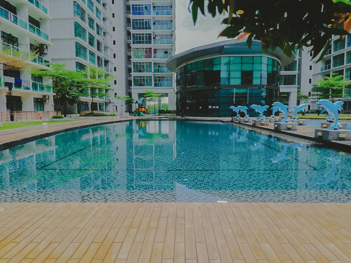 Mount Austin Ikea, Aeon 10Mins -Pool View- C115 Apartment Johor Bahru Luaran gambar